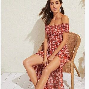 Floral Off-Shoulder Red maxi Dress with slits size small